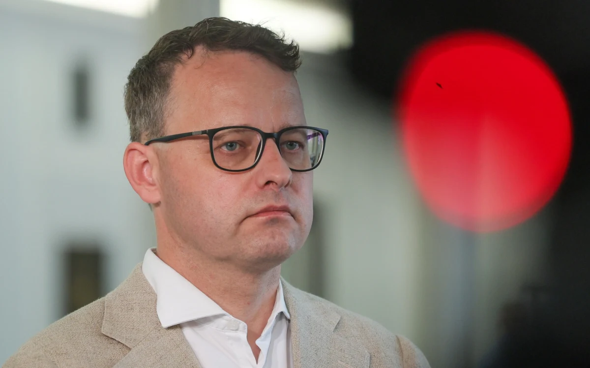 Sąd Okręgowy w Warszawie wydał Europejski Nakaz Aresztowania Marcina Romanowskiego. 