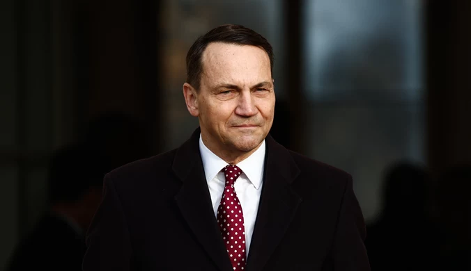 "Akt nieprzyjazny wobec Polski". Sikorski zapowiada kroki po decyzji Węgier