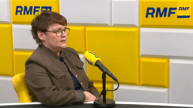 "Europa szykuje się na dużą nieprzewidywalność" – powiedziała w Popołudniowej rozmowie w RMF FM dr Agnieszka Bryc, politolog i ekspert od spraw międzynarodowych z Uniwersytetu Mikołaja Kopernika w Toruniu. Słowa te padły w kontekście m.in. szczytu UE, spotkań europejskich liderów z szefem NATO i rozważań na temat zbliżającego się rozejmu pomiędzy Ukrainą i Rosją. Dr Bryc przyznała, że "Donald Trump wprowadza do polityki bezpieczeństwa aspekty handlowe", co jest "super niebezpieczne".