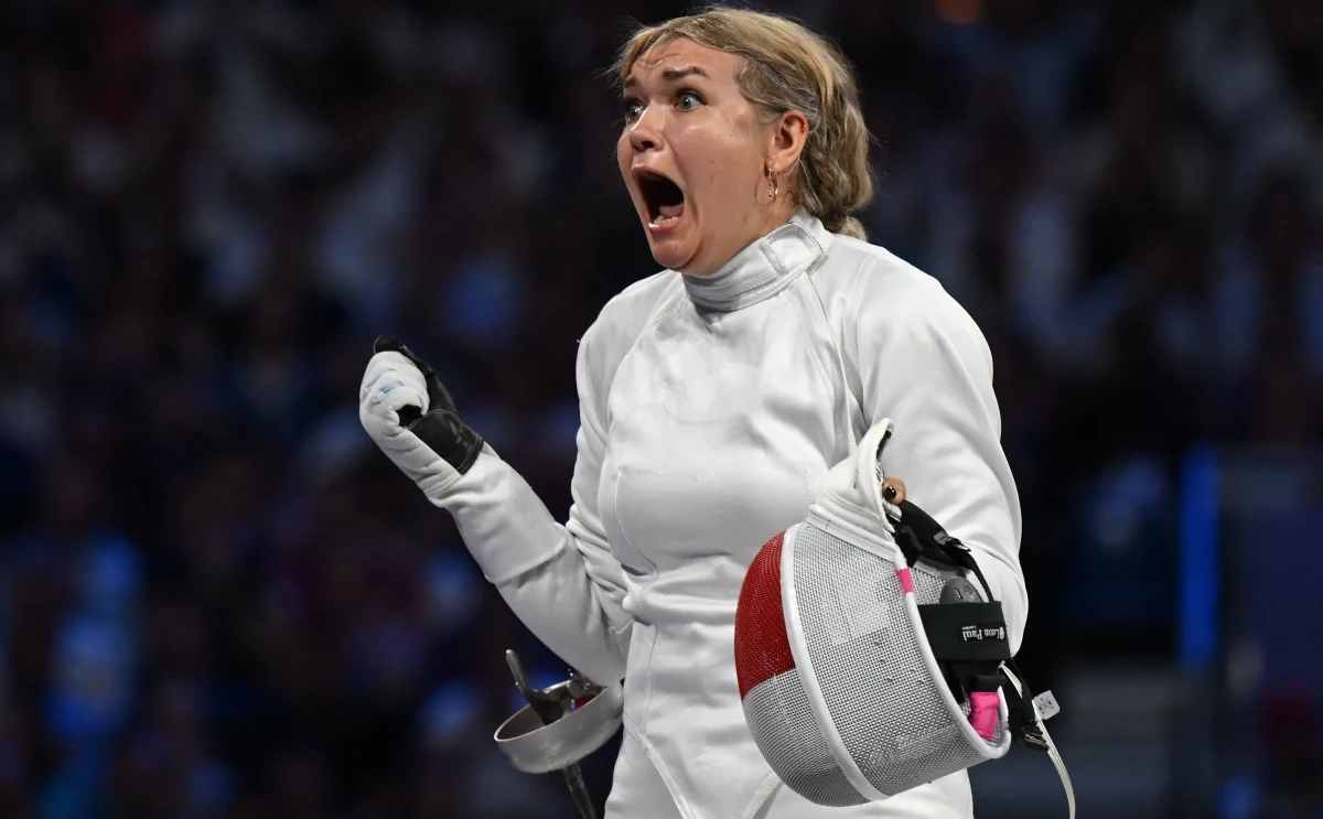 To był olimpijski medal wywalczony w Paryżu, któremu towarzyszyły ogromne emocje. Polskie szpadzistki sięgnęły latem po brąz. W decydującym pojedynku walczyły z Chinkami i błąd na tablicy wyników mógł zaważyć na losach rywalizacji, ale Biało-Czerwone dały sobie radę. Jako ostatnia walczyła na planszy Aleksandra Jarecka, która w rozmowie z Wojciechem Marczykiem wróciła do olimpijskich emocji.