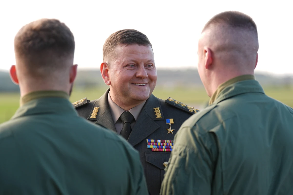 Generał Wałerij Załużny, były naczelny dowódca Sił Zbrojnych Ukrainy, a obecnie ambasador w Wielkiej Brytanii, wydał książkę "Moja Wojna". Zaczął ją pisać wiosną 2023 r., kiedy Ukraina przygotowywała się do kontrofensywy w wojnie z Rosją. Publikacja jest pierwszą częścią trylogii.