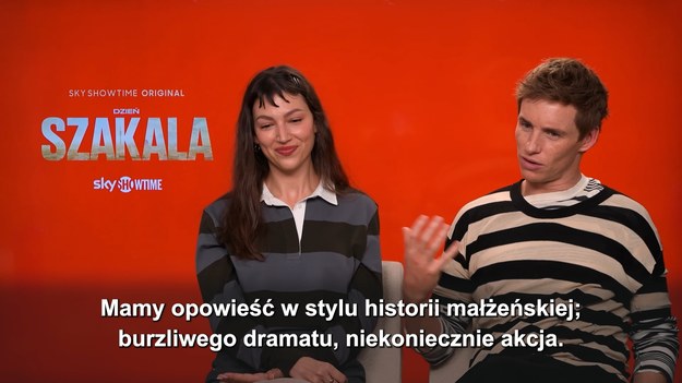 „Najdziwniejsze jest to, że czasami wydawało się, że nakręciliśmy dwanaście różnych filmów. Mamy opowieść w stylu historii małżeńskiej; burzliwego dramatu, niekoniecznie akcja” – mówi Interii Eddie Redmayne.