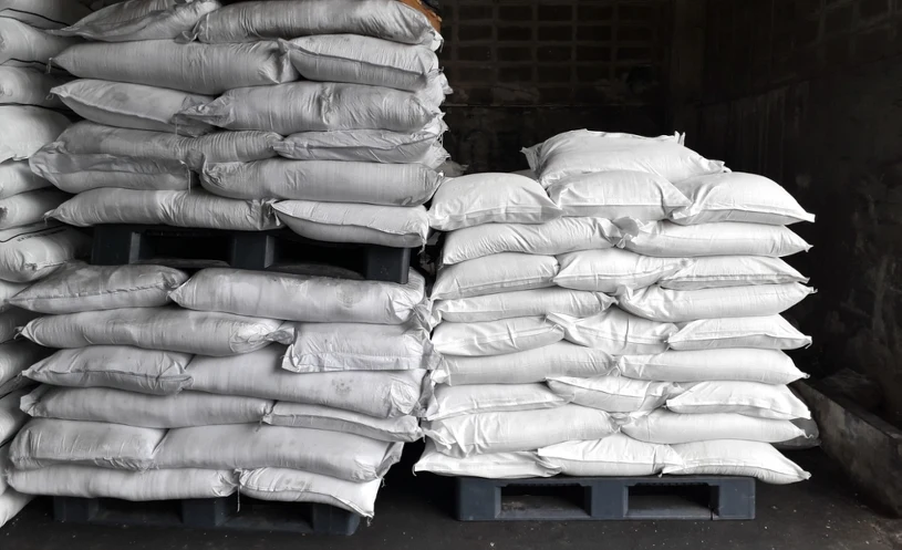 Rekordowy import rosyjskich nawozów do UE. Polska liderem mimo sankcji