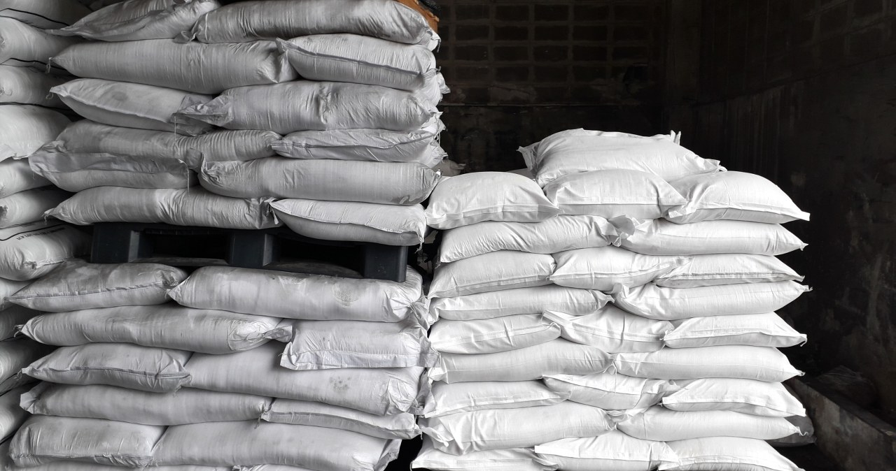 Rekordowy import rosyjskich nawozów do UE. Polska liderem mimo sankcji