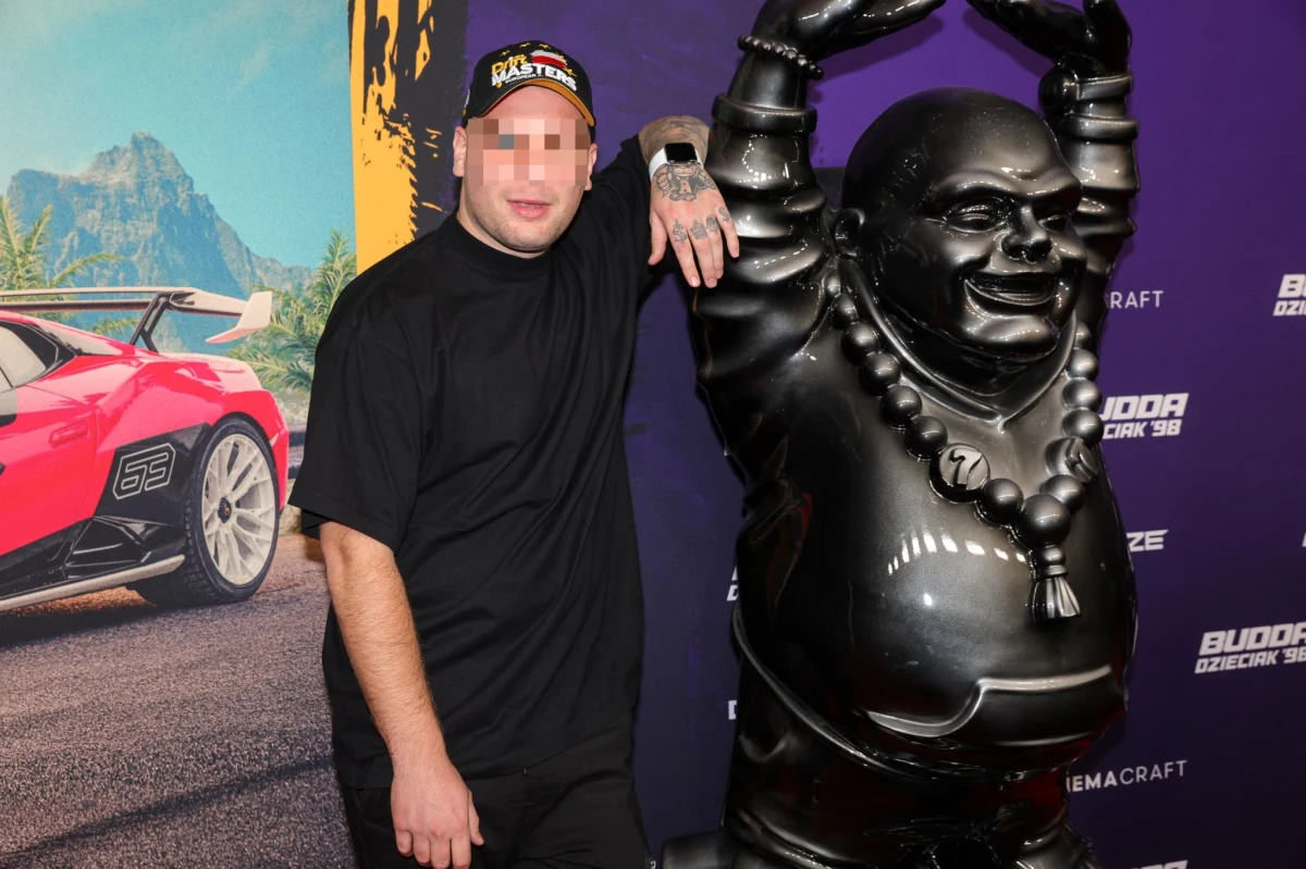 ​Prok. Katarzyna Calów-Jaszewska z działu prasowego Prokuratury Krajowej przekazała, że w poniedziałek uchylony został areszt dla Kamila L. ps. "Budda" i jego partnerki. Dodała, że zastosowano m.in. poręczenie majątkowe - odpowiednio 2 mln zł i 1 mln zł.