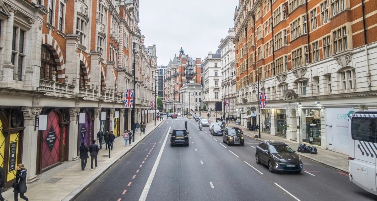 ​Im bliżej końca roku, tym więcej rankingów i zestawień. Brytyjski gigant finansowy Lloyds opublikował listę najdroższych nieruchomości na Wyspach. Bezapelacyjnie dominuje na niej Londyn.