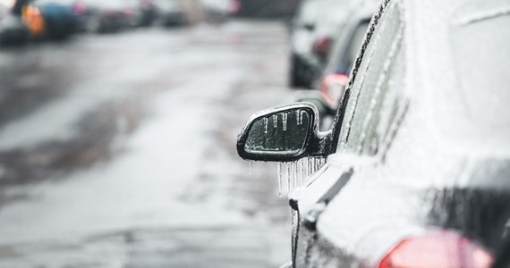 Instytut Meteorologii i Gospodarki Wodnej wydał ostrzeżenia pierwszego i drugiego stopnia przed marznącymi opadami w południowo wschodniej części kraju. Przed gołoledzią ostrzegło również Rządowe Centrum Bezpieczeństwa. Dodatkowo IMGW wydał alerty o gęstej mgle i roztopach.