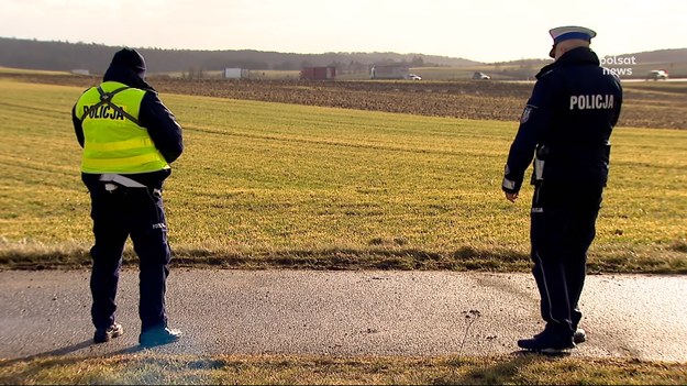 5 tysięcy mandatu za przekroczenie prędkości o ponad 30 km/h. Od nowego roku wzrastają kary za przekroczenie prędkości. To ma być bat na piratów drogowych, ale wzrosną też kary za brak OC i jazdę pod wpływem. O szczegółach Maciej Stopczyk.