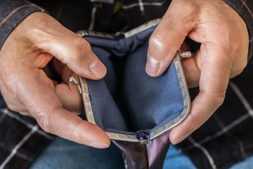 Emerytura niższa za karę. Seniorzy omijający tę opłatę mają problem