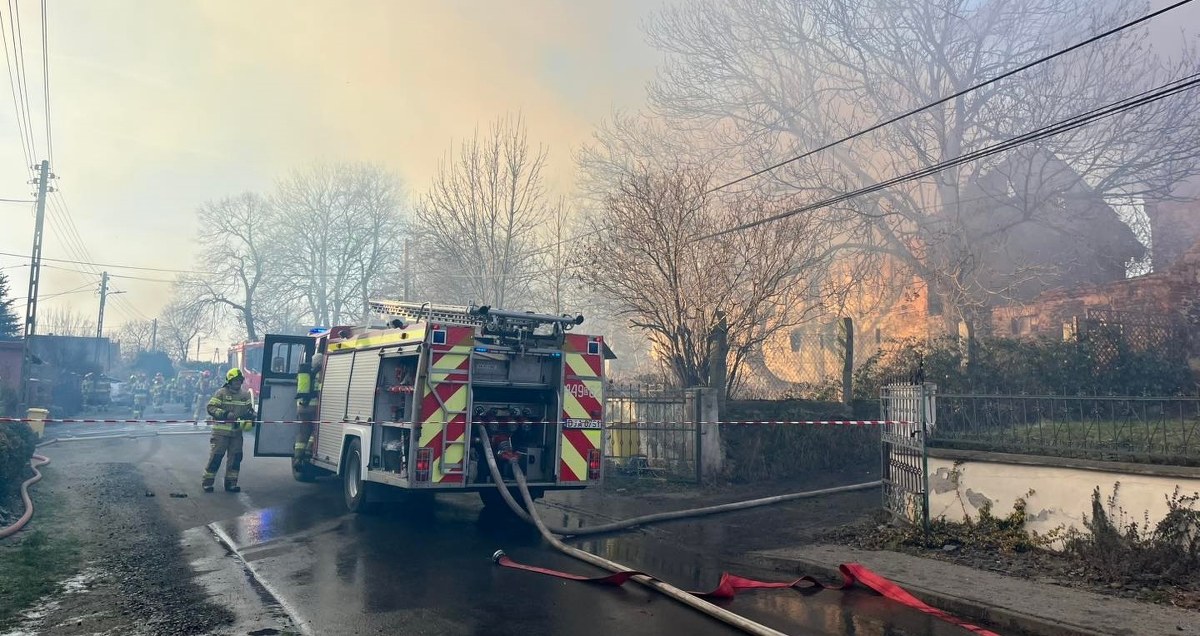 Pożar i wybuchy. Wielka akcja kontrterrorystów na Dolnym Śląsku