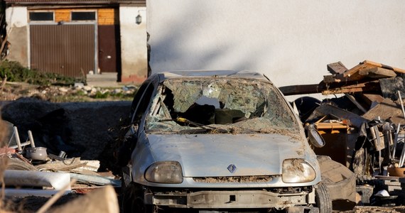 Trzęsienia ziemi, cyklony tropikalne, powodzie... Niestety, na świecie, w tym w Polsce, w mijającym roku nie było spokojnie. Rok 2024, podobnie zresztą jak ubiegłe lata, przyniósł szereg katastrof naturalnych, w wyniku których zginęły tysiące osób. Na RMF24.pl prezentujemy subiektywne zestawienie najgorszych kataklizmów, do których doszło w minionym roku. Pod uwagę braliśmy m.in. liczbę ofiar śmiertelnych i rozmiar szkód.