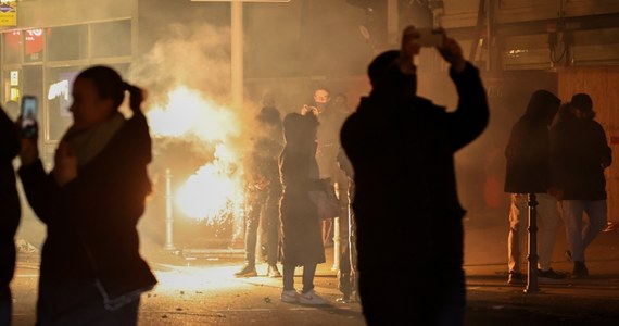 Śmiertelne ofiary nieostrożnego obchodzenia się z fajerwerkami oraz wielu rannych w Niemczech. Trwa ustalanie, ile dokładnie osób ucierpiało w wyniku niebezpiecznych zabaw sylwestrowo-noworocznych. 