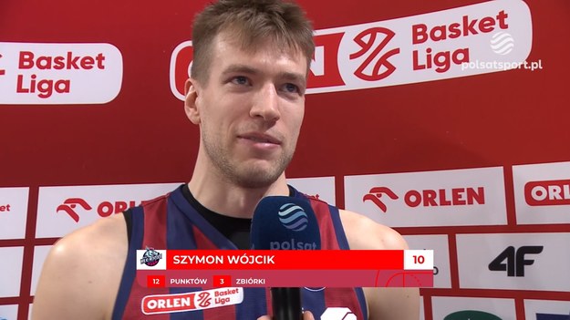 Anwil Włocławek wygrał z Kingiem Szczecin 92:78 w noworocznym meczu 13. kolejki ORLEN Basket Ligi. - Przed tym meczem mieliśmy bilans 10-2. Wiadomo, że cała Polska się cieszy, gdy Anwil przegrywa, więc zewsząd słychać było tę radość i to noworoczne spotkanie było dla nas niewiarygodnie ważne - powiedział Kamil Łączyński, koszykarz Anwilu.

