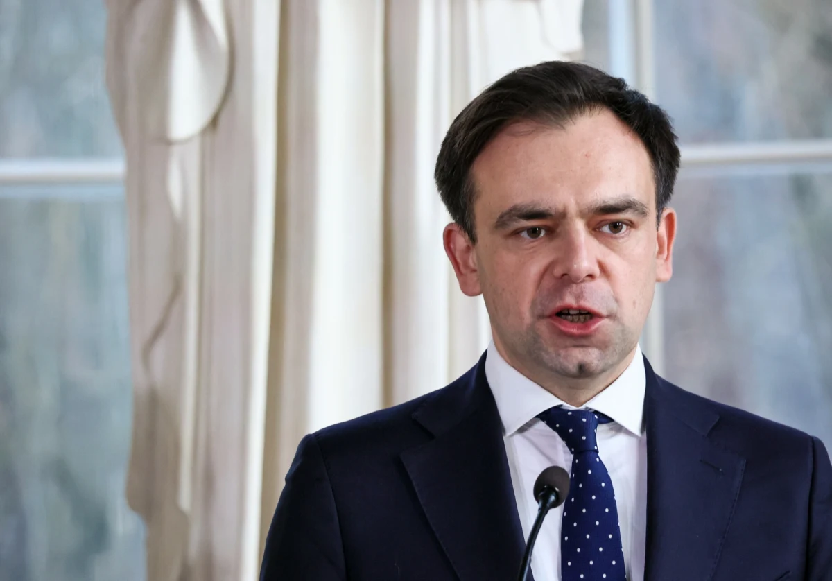 Od uchwały Państwowej Komisji Wyborczej w sprawie wypłaty dotacji dla Komitetu Wyborczego PiS minęły już trzy dni. Minister finansów Andrzej Domański wciąż jednak zwleka z decyzją wypłaty prawie 11 milionów złotych. 