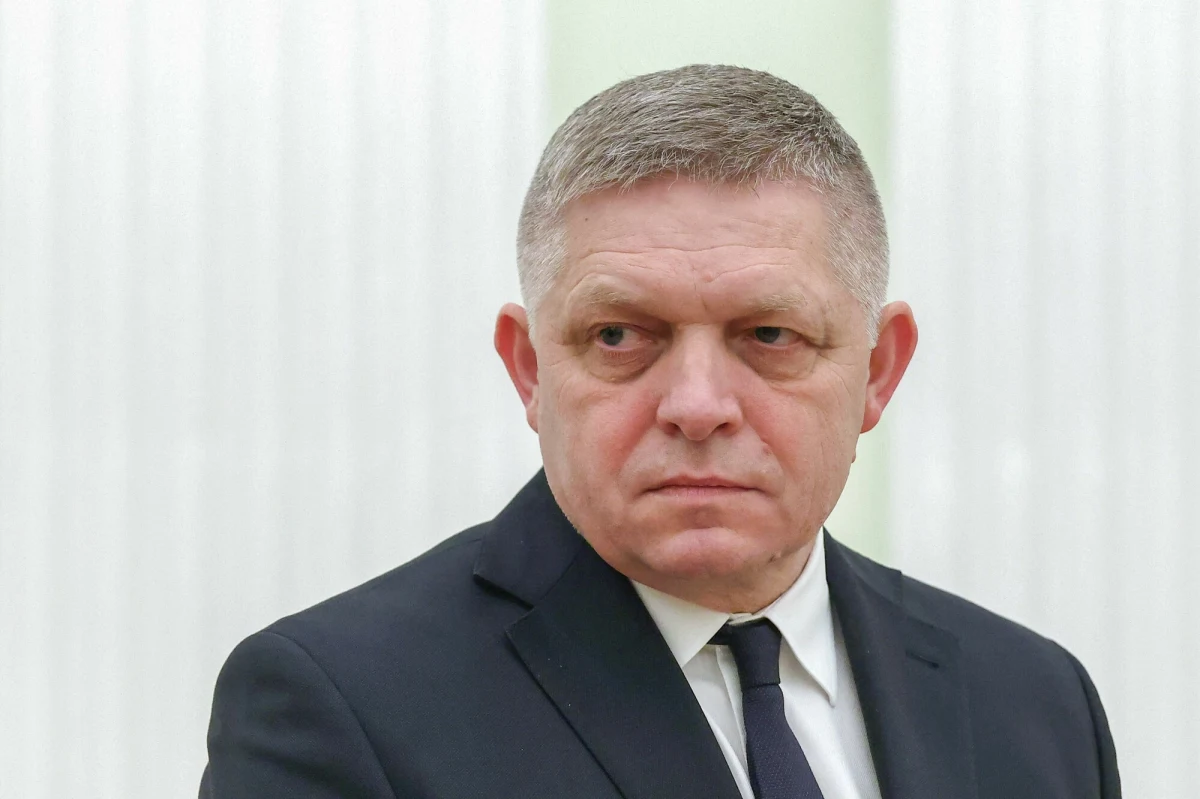 Premier Słowacji Robert Fico nazwał „sabotażem Zełenskiego” wstrzymanie przez Ukrainę tranzytu gazu przesyłanego z Rosji do UE. Na opublikowanym w czwartek nagraniu wideo ponownie zagroził odcięciem dostaw prądu na Ukrainę. Mówił też o możliwości ograniczenia wsparcia dla ukraińskich uchodźców na Słowacji.