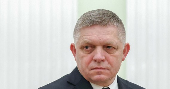 Premier Słowacji Robert Fico nazwał „sabotażem Zełenskiego” wstrzymanie przez Ukrainę tranzytu gazu przesyłanego z Rosji do UE. Na opublikowanym w czwartek nagraniu wideo ponownie zagroził odcięciem dostaw prądu na Ukrainę. Mówił też o możliwości ograniczenia wsparcia dla ukraińskich uchodźców na Słowacji.