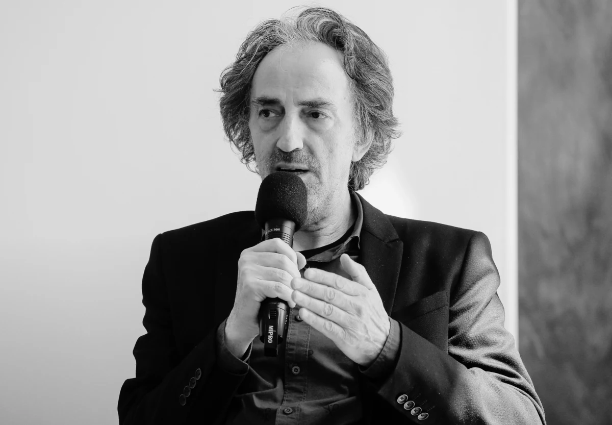 Nie żyje Andrzej Klimczak, współzałożyciel Polskiej Opery Królewskiej, jej dyrektor w latach 2019-2024, śpiewak i reżyser - poinformowała w piątek Polska Opera Królewska. W dorobku ma ponad 50 pierwszoplanowych bas-barytonowych partii.