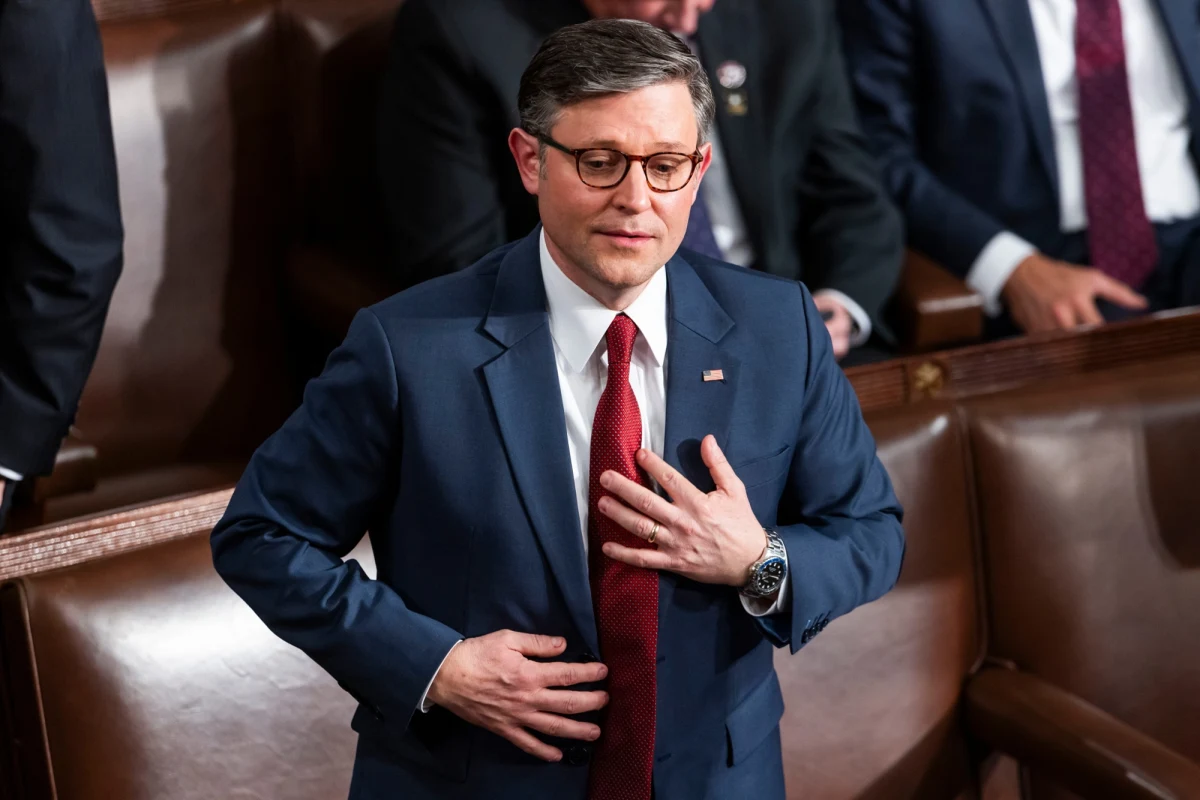 Republikanin Mike Johnson ponownie obejmie stanowisko przewodniczącego Izby Reprezentantów. W piątek zadecydowali o tym kongresmeni, oddając na niego 218 głosów - dokładnie tyle, ile wynosiła wymaga większość bezwzględna.