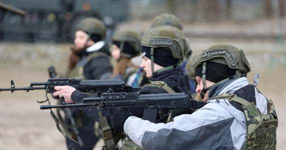 Wojewodowie będą odpowiadać za nabór ochotników do powstającej na nowo obrony cywilnej kraju. Tak wynika z projektu rozporządzenia Ministerstwa Spraw Wewnętrznych i Administracji w tej sprawie, które właśnie opublikował resort.