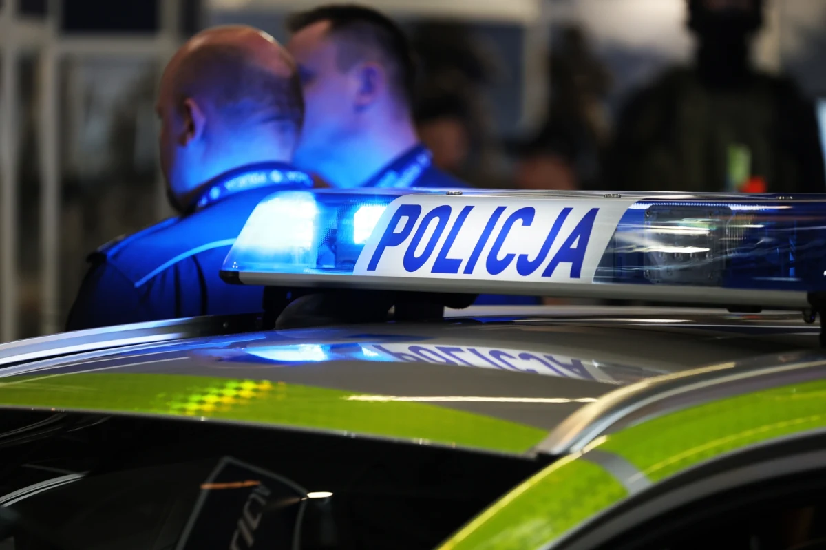 W Wigilię na Dolnym Śląsku zaginął 15-latek. W niedzielę podano, że policjanci odnaleźli nastolatka całego i zdrowego we Wrocławiu. Funkcjonariusze przekazali go pod opiekę rodzicom.