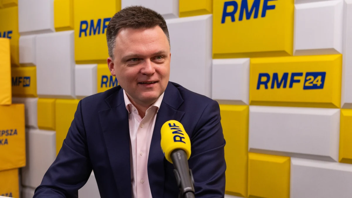Jutro ogłoszę decyzję ws. daty wyborów prezydenckich - zapowiedział w Porannej rozmowie w RMF FM Szymon Hołownia, marszałek Sejmu, lider Polski 2050 i kandydat Trzeciej Drogi na prezydenta RP. W grę wchodzą cztery niedziele maja. "Oczywistym jest, że nikt nie będzie robił wyborów w majówkę (4 maja - przyp. red.), to by było absurdalne i w poprzek demokracji" - stwierdził gość Tomasza Terlikowskiego. Hołownia mówił też o tym, że "po PiS-ie w sądach mamy bajzel" i dlatego zdecydował się na przygotowanie projektu ustawy incydentalnej. Marszałek Sejmu odpowiadał też na pytania słuchaczy RMF FM. Pierwsze dotyczyło tego, czym będzie się kierował, podpisując ustawy jako prezydent. Zapewnił, że interesem społecznym. 