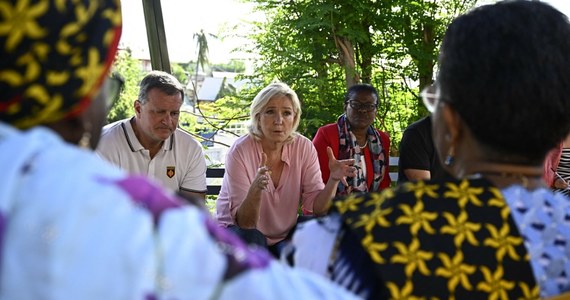 Barka, którą płynęła Marine Le Pen, miała wypadek na Majotcie. Jednostka uderzyła w inną łódkę. Cztery osoby zostały ranne. Liderce Zjednoczenia Narodowego nic się nie stało. 