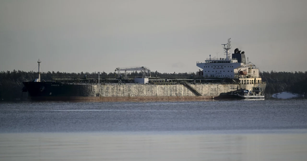 Należący do rosyjskiej "floty cieni" tankowiec Eagle S