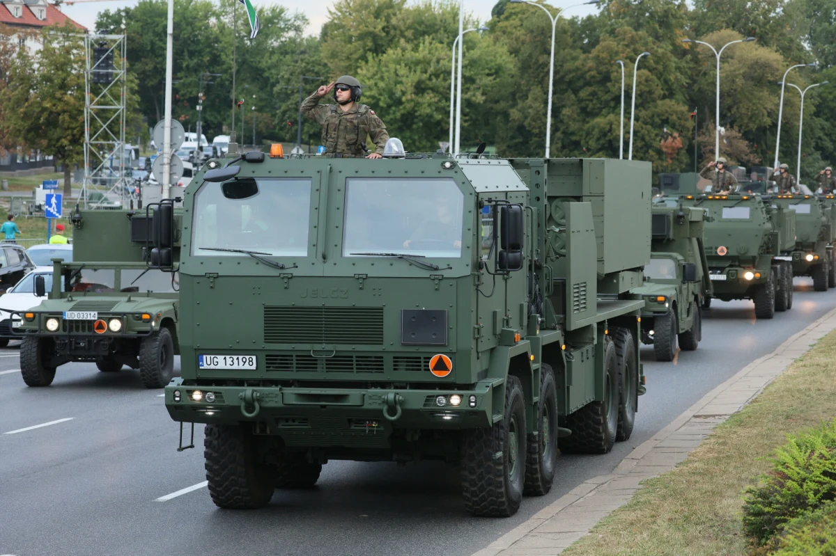 478 mln zł - taką kwotą Ministerstwo Aktywów Państwowych dokapitalizowało Polską Grupę Zbrojeniową, która jest odpowiedzialna za programy modernizacji zdolności obronnych Polski - poinformowała "Rzeczpospolita".