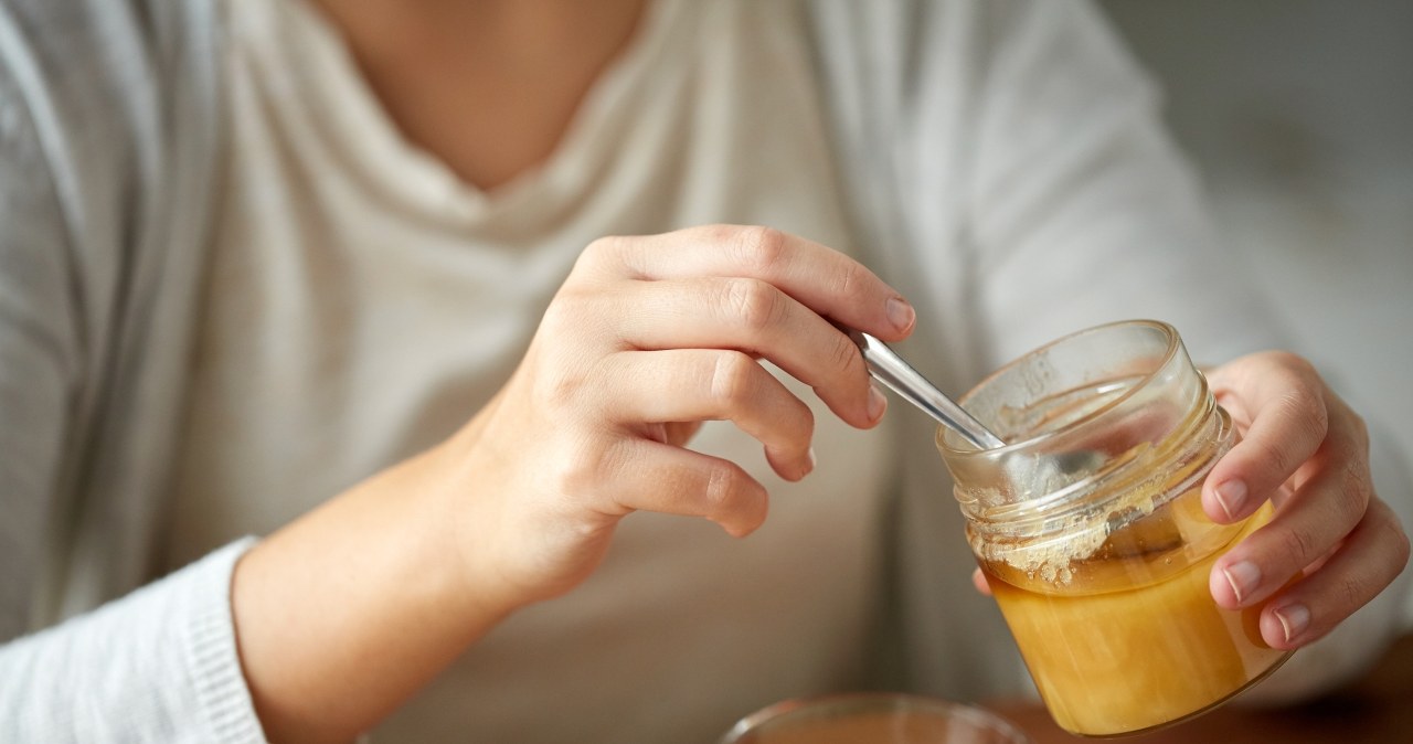 Lepsze od miodu i cytryny. Nietypowe dodatki do herbaty na odporność i metabolizm