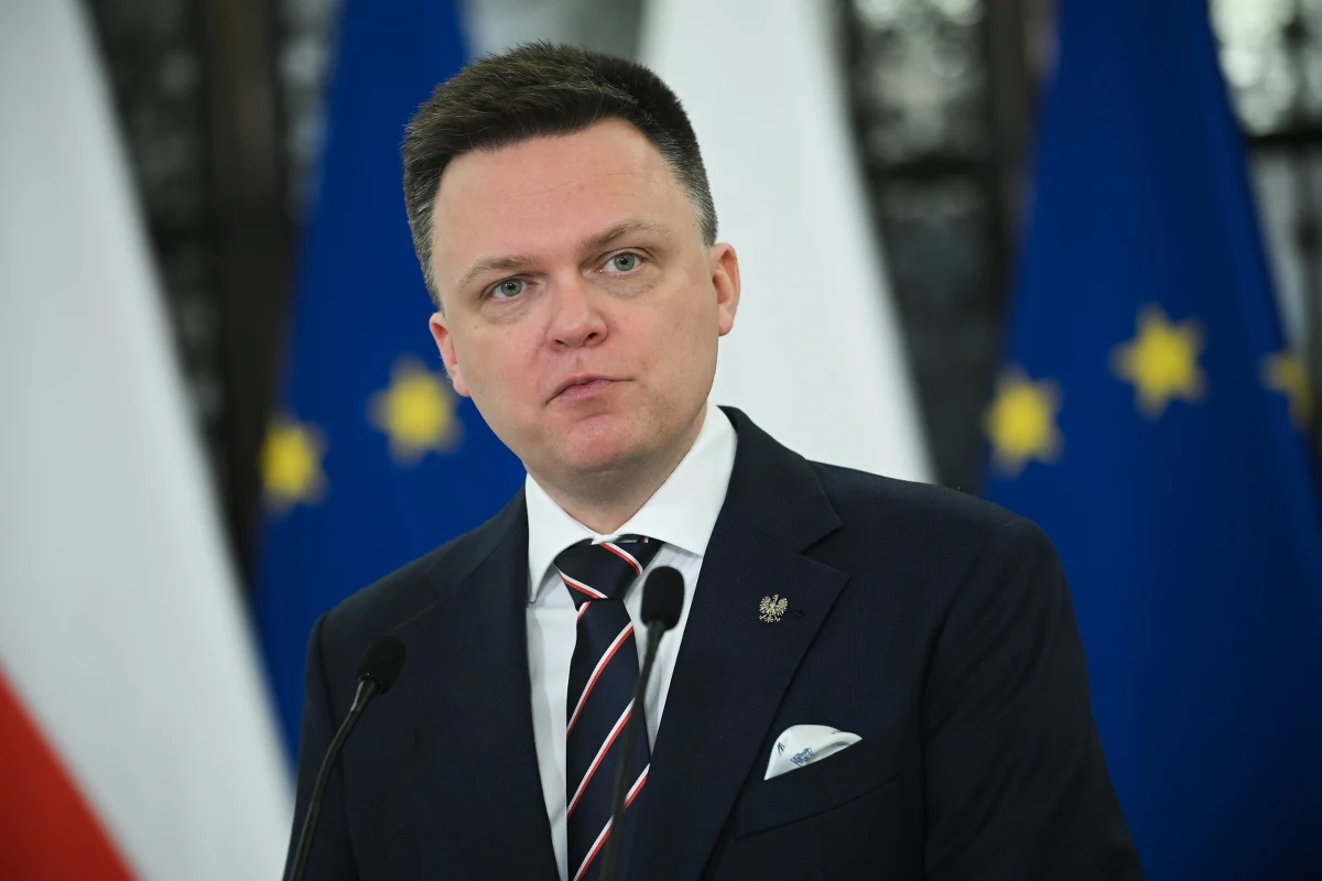 Kolejne wnioski dotyczące uchylenia immunitetów trafiły do sejmowej komisji regulaminowej spraw poselskich i immunitetowych – poinformował w środę marszałek Sejmu Szymon Hołownia. Tym razem chodzi m.in. o posłów Jana Krzysztofa Ardanowskiego, Krzysztofa Szczuckiego oraz prezesa IPN Karola Nawrockiego.