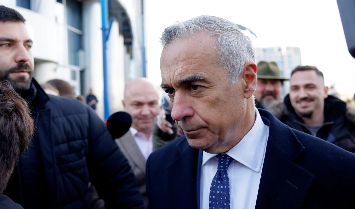 Skrajnie prawicowy kandydat na prezydenta Rumunii Călin Georgescu nadal walczy o cofnięcie decyzji o unieważnieniu wyborów. Jego zwolennicy protestują na ulicach Bukaresztu.