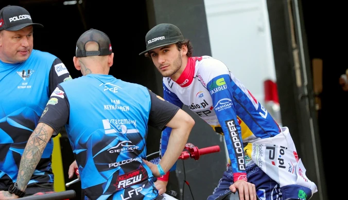 Stracił głowę dla córki milionera. Przerywa milczenie po dziwnym transferze