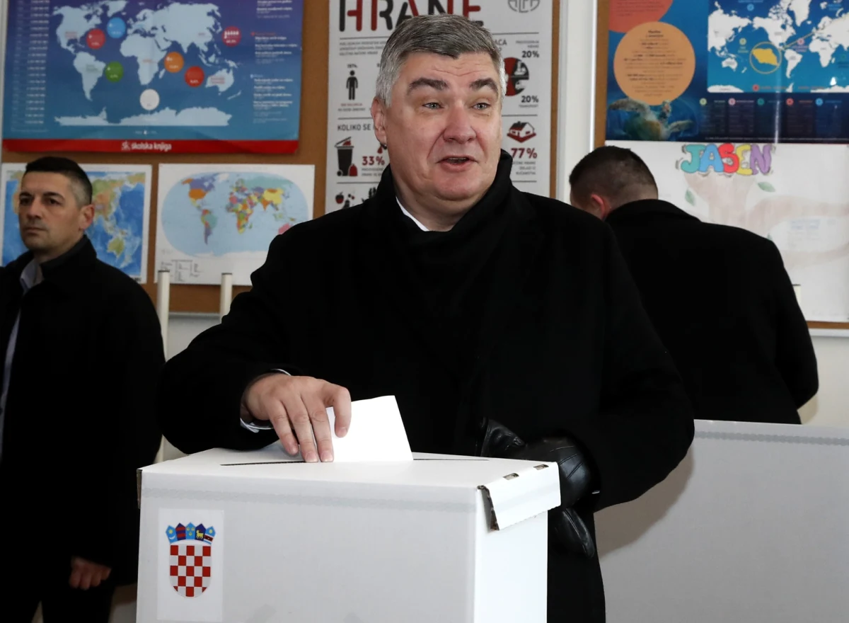 Prezydent Chorwacji Zoran Milanović zapewnił sobie drugi 5-letni mandat na stanowisku głowy państwa, zdobywając w niedzielnej II turze wyborów prezydenckich 74,66 proc. głosów - podała Państwowa Komisja Wyborcza (DIP) po przeliczeniu głosów z 99,48 proc. lokalnych komisji wyborczych.