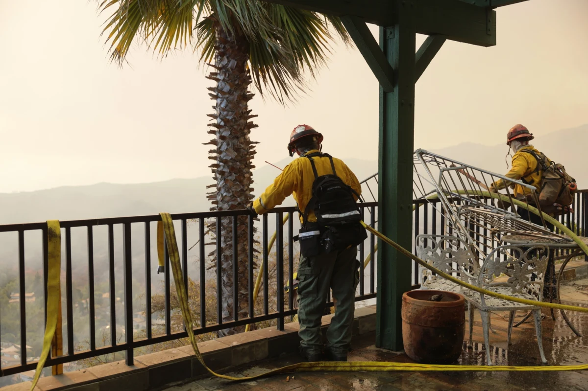 Już o 24 ofiarach śmiertelnych mówią amerykańskie służby w kontekście pożarów, które wybuchły w okolicach Los Angeles. Co więcej, problemem jest sama identyfikacja ofiar. Na miejscu jest korespondent RMF FM Paweł Żuchowski.