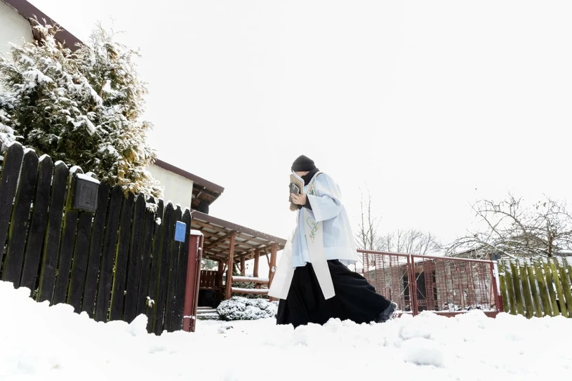 Nie każdy doczeka się kolędy. Ksiądz nie odwiedzi tych mieszkań w 2026 roku