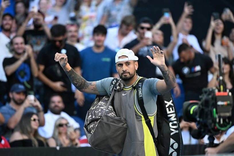 Nick Kyrgios witany przez kibiców