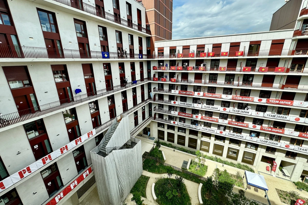 Wielki skandal wybuchł wokół byłej wioski olimpijskiej pod Paryżem. Wzniesione tam budowle miały zostać przekształcone w budynki mieszkalne i hotele. Okazało się jednak, że… zostały źle skonstruowane.