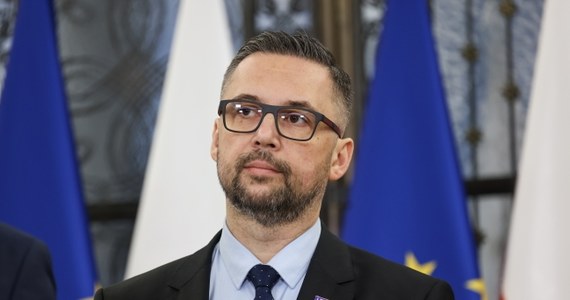 Marcin Kulasek został nowym ministrem nauki i szkolnictwa wyższego. Potwierdziły się tym samym wcześniejsze informacje RMF FM. Powołanie nowego szefa resortu nauki stało się konieczne po tym, jak 19 grudnia 2024 r. Dariusz Wieczorek poinformował o złożeniu rezygnacji z tej funkcji.