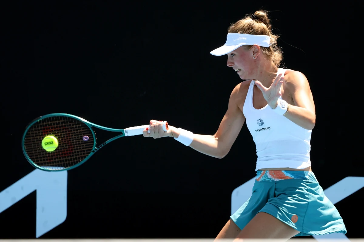 Magdalena Fręch wygrała z Anną Blinkową 0:6, 6:0, 6:2 w drugiej rundzie wielkoszlemowego Australian Open w Melbourne. Kolejną rywalką rozstawionej z numerem 23. polskiej tenisistki również będzie Rosjanka - Mirra Andriejewa (nr 14.).