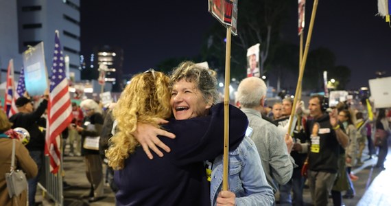 Izrael i palestyńska organizacja terrorystyczna Hamas osiągnęły w Katarze porozumienie w sprawie zawieszenia broni po 15 miesiącach wojny w Strefie Gazy - poinformowali w środę mediatorzy, cytowani przez agencję Associated Press. Izraelski rząd ma głosować nad przyjęciem porozumienia w czwartek.