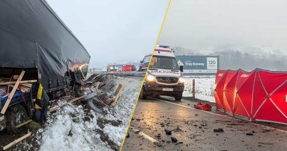 Mężczyzna zmarł na miejscu - to tragiczny finał wypadku, do którego doszło w czwartek po godz. 7:00 w małopolskiej miejscowości Łososina Dolna. Na drodze krajowej nr 75 ciężarówka zderzyła się z osobówką. Trasa jest zablokowana.