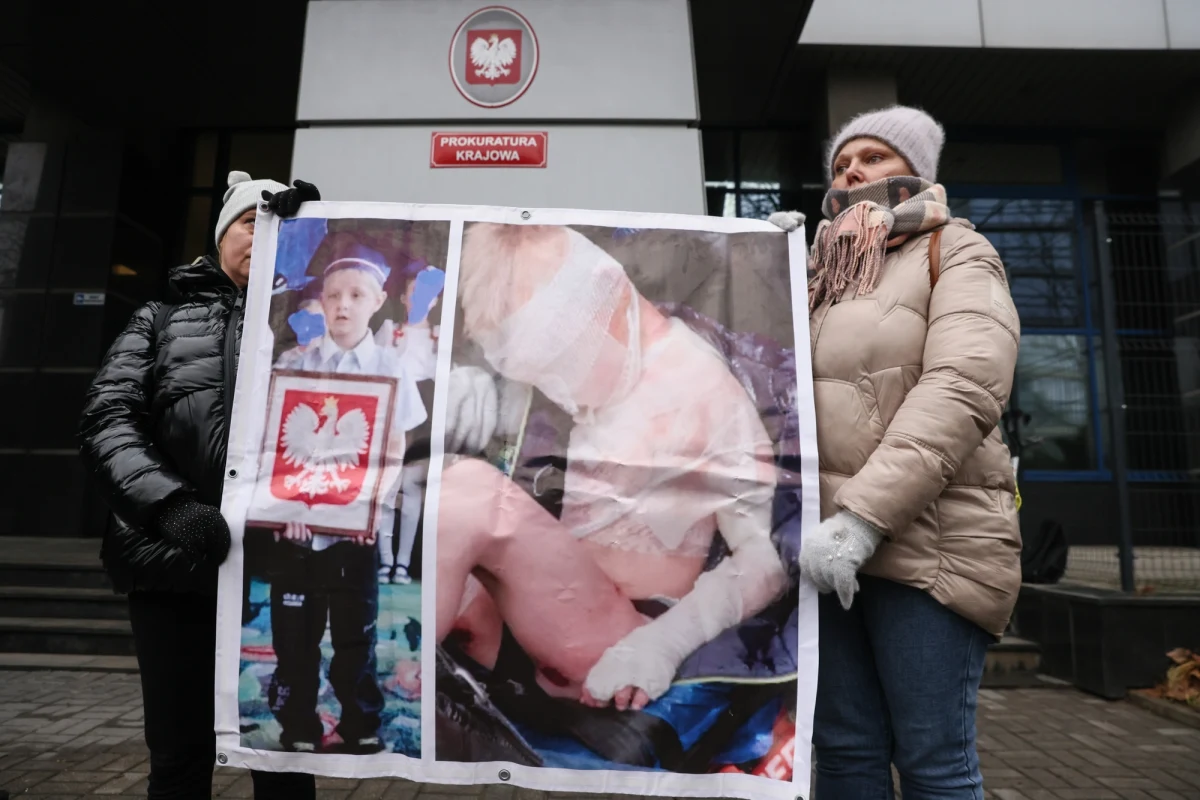 Fundacja "To ja - dziecko", która powstała po śmierci 8-letniego Kamila z Częstochowy skatowanego przez ojczyma, zapowiada zażalenie na decyzję prokuratury o umorzeniu śledztwa. Sprawa, którą prowadziła prokuratura w Gdańsku, dotyczyła zaniedbań ze strony sądu, policji, pracowników socjalnych i lekarzy z Częstochowy, którzy mieli lekceważyć sygnały o maltretowaniu dziecka.