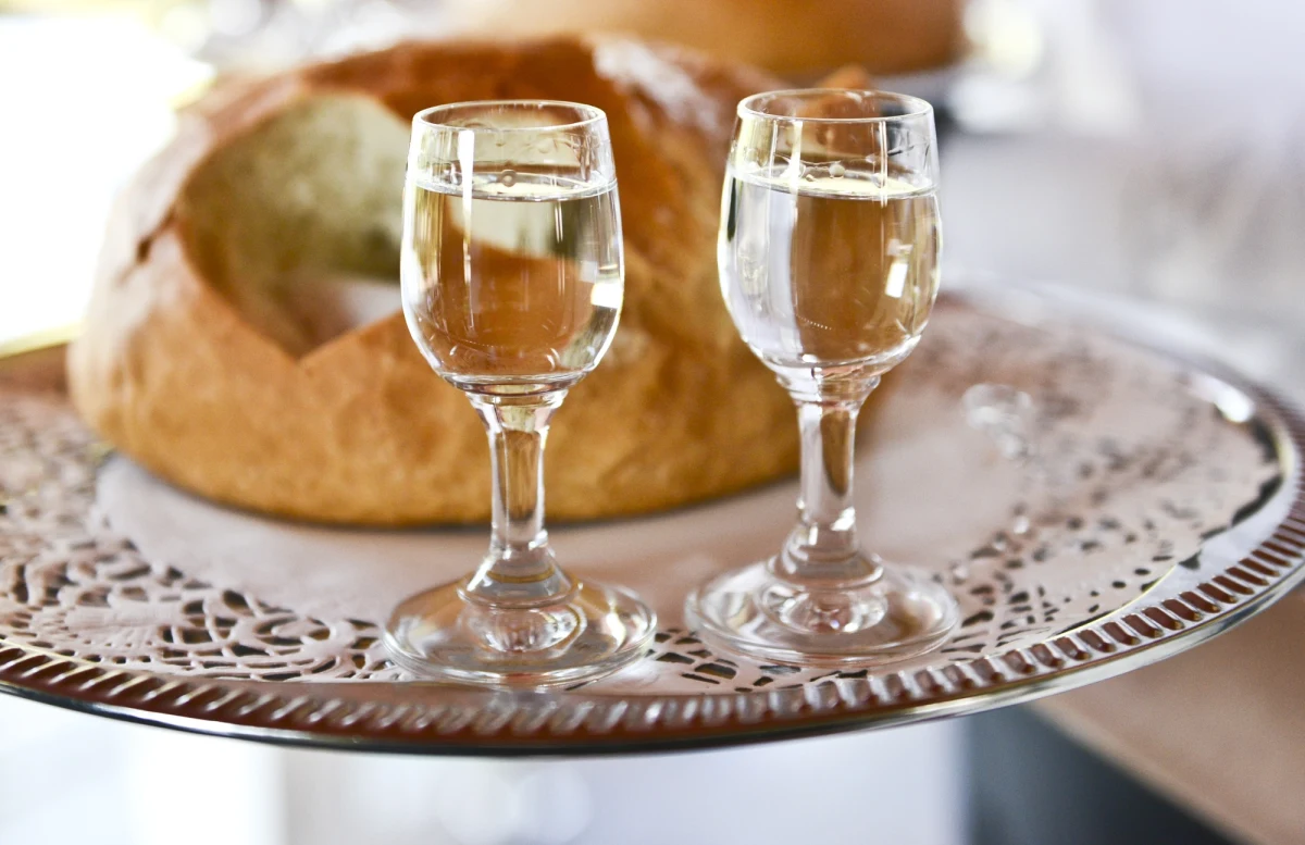 Komisja Europejska po raz pierwszy przedstawiła założenia umowy Mercosur w Parlamencie Europejskim. Unijny komisarz ds. handlu Słowak Maros Sefcovic przekonywał, że nie poświęcono interesów unijnych rolników. I użył zaskakującego argumentu o... polskiej wódce.