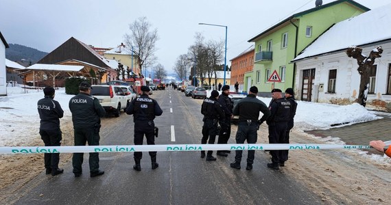 Co najmniej dwie osoby zginęły w wyniku ataku nożownika w szkole w Starej Wsi Spiskiej na wschodzie Słowacji. Kilka osób jest rannych. Napastnik został złapany po godzinie od tragedii. To 18-letni uczeń tej szkoły.