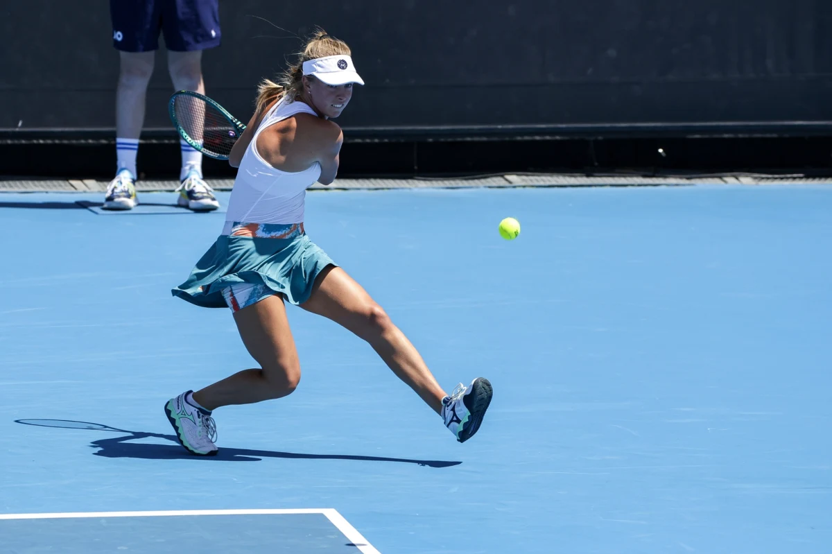Magdalena Fręch żegna się z Australian Open. Polka przegrała z rosyjską tenisistką Mirrą Andriejewą 2:6, 6:1, 2:6 w trzeciej rundzie wielkoszlemowego turnieju w Melbourne.