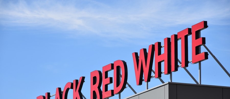 220 pracowników fabryki mebli Black Red White w Przeworsku na Podkarpaciu straci pracę. Do powiatowego urzędu pracy zgłaszają się pracodawcy zainteresowani ich zatrudnieniem.