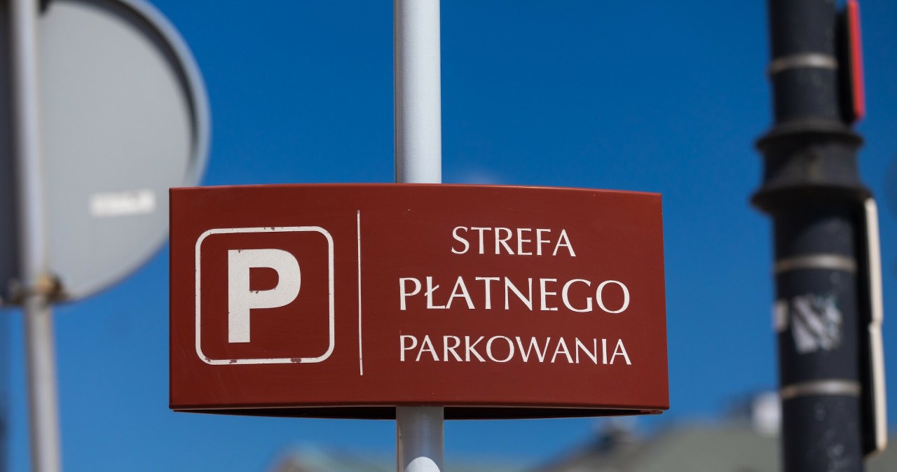 Drastyczna podwyżka opłat za parkowanie w Łodzi. Stawki w górę nawet o 40 % wiadomości,aktualności,Interia Drastyczna podwyżka opłat za parkowanie w Łodzi. Stawki w górę nawet o 40 %