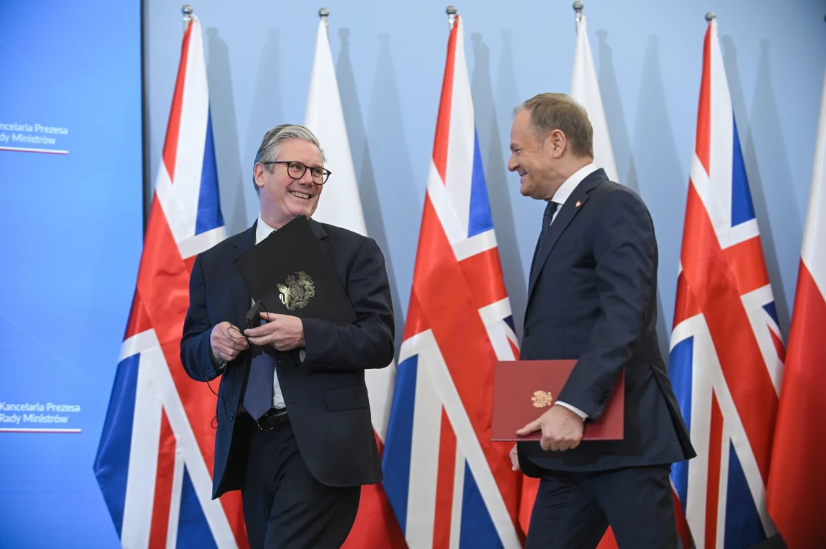 Polska będzie współpracować z Wielką Brytanią w obszarze bezpieczeństwa na Morzu Bałtyckim, ale również na Morzu Północnym - mówił na wspólnej konferencji z brytyjskim premierem Keirem Starmerem szef polskiego rządu Donald Tusk. Keir Starmer zaznaczył, że współpraca z Polską musi również koncentrować się na bezpieczeństwie i obronie. W piątek brytyjski premier odwiedził Polskę.