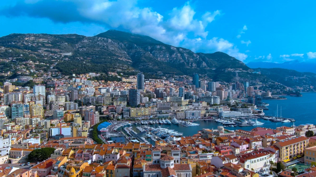 Dziennik "The Telegraph" przygotował listę nadmorskich miast Europy, które zdaniem autorów książek podróżniczych są najbrzydsze. Znawcy wskazali miejsca, gdzie ich zdaniem lepiej nie zaglądać. Niektóre wybory mogą zaskakiwać.