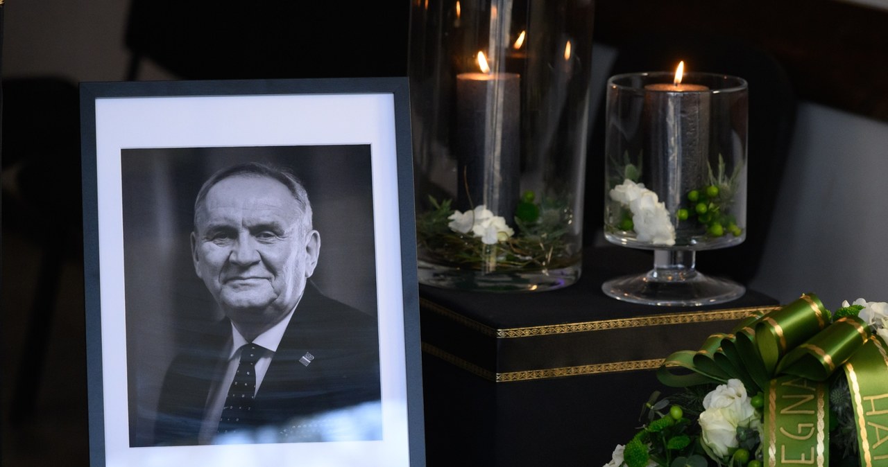 Sportowa legenda spoczęła w Poznaniu. Na pogrzeb przyjechali Duda i Piesiewicz